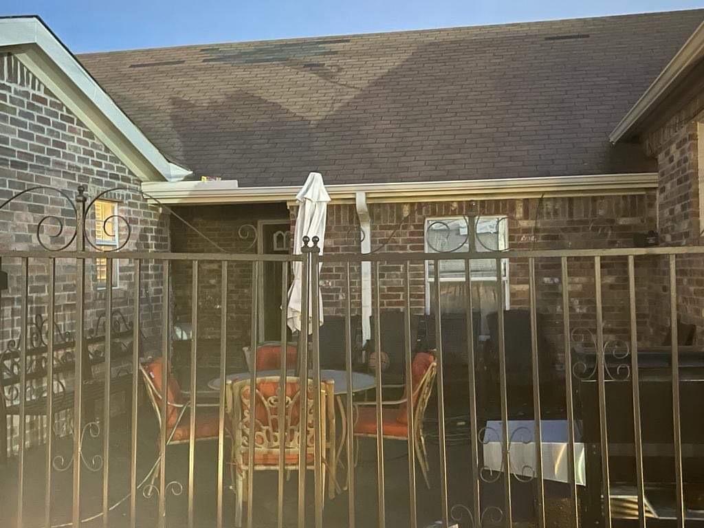 2340 N Chandler Drive Property Photo 5