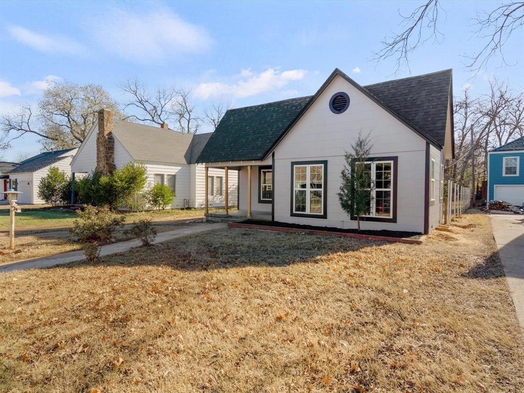 2736 Marigold Avenue Property Photo 1