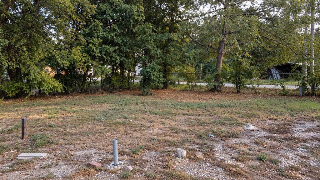 1710 Cleveland Property Photo 4