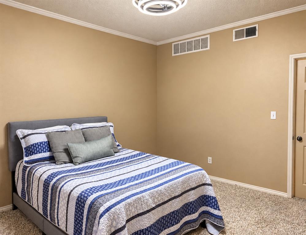 2700 Silver Creek Drive 166 Property Photo 15