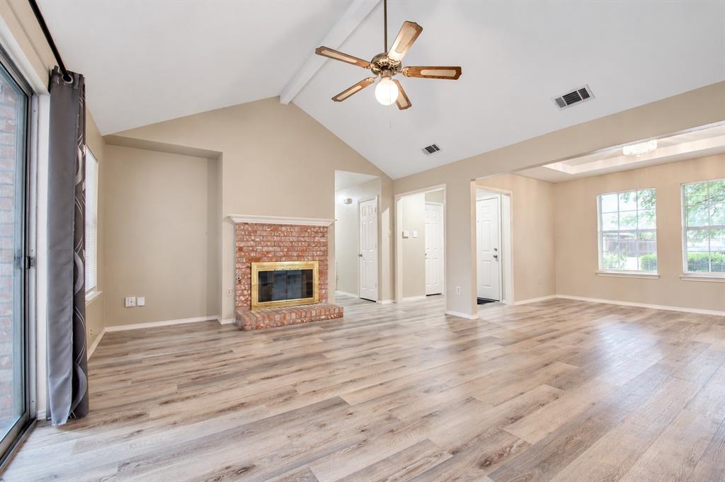 2040 Garden Crest Lane Property Photo 6