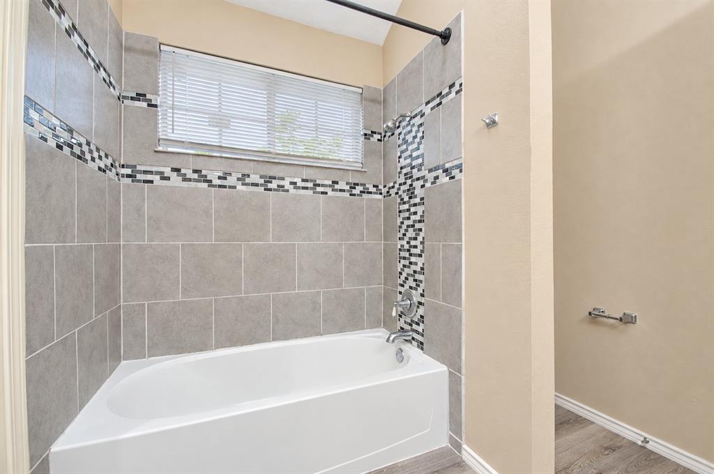 2040 Garden Crest Lane Property Photo 21