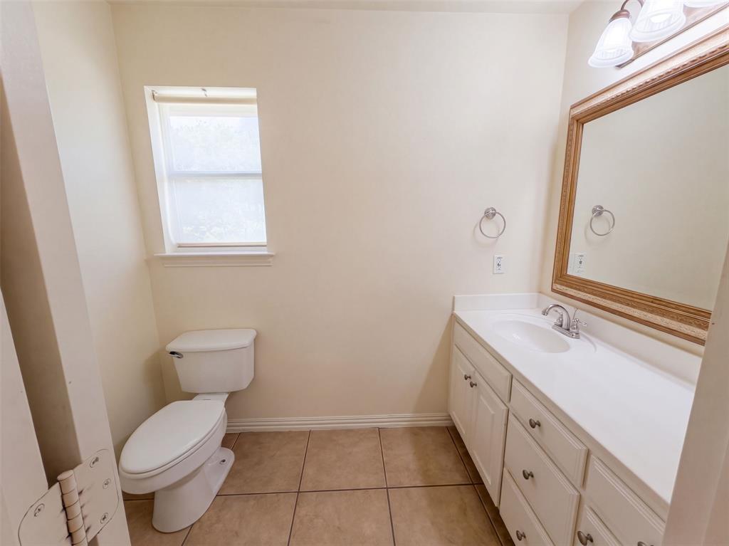 2836 S Lakeview Drive Property Photo 16