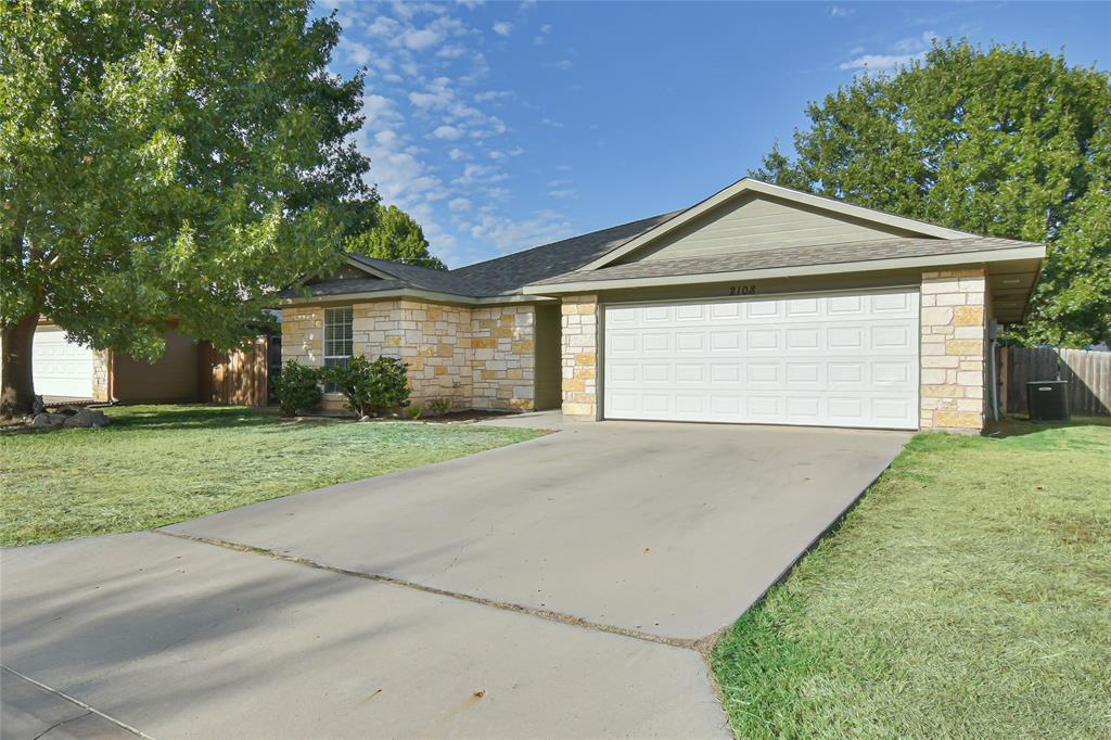 2108 8th Street Property Photo 2