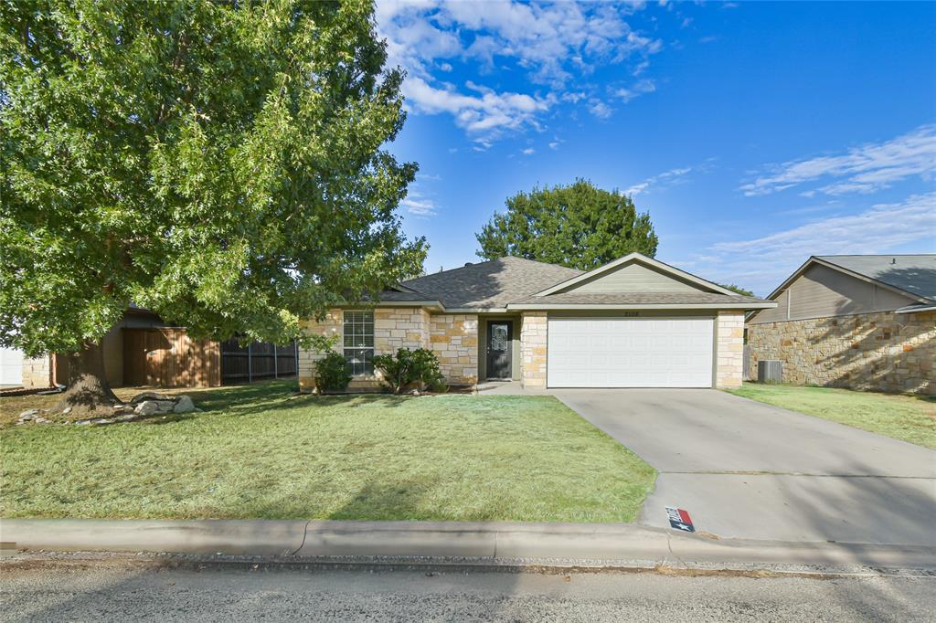 2108 8th Street Property Photo 3