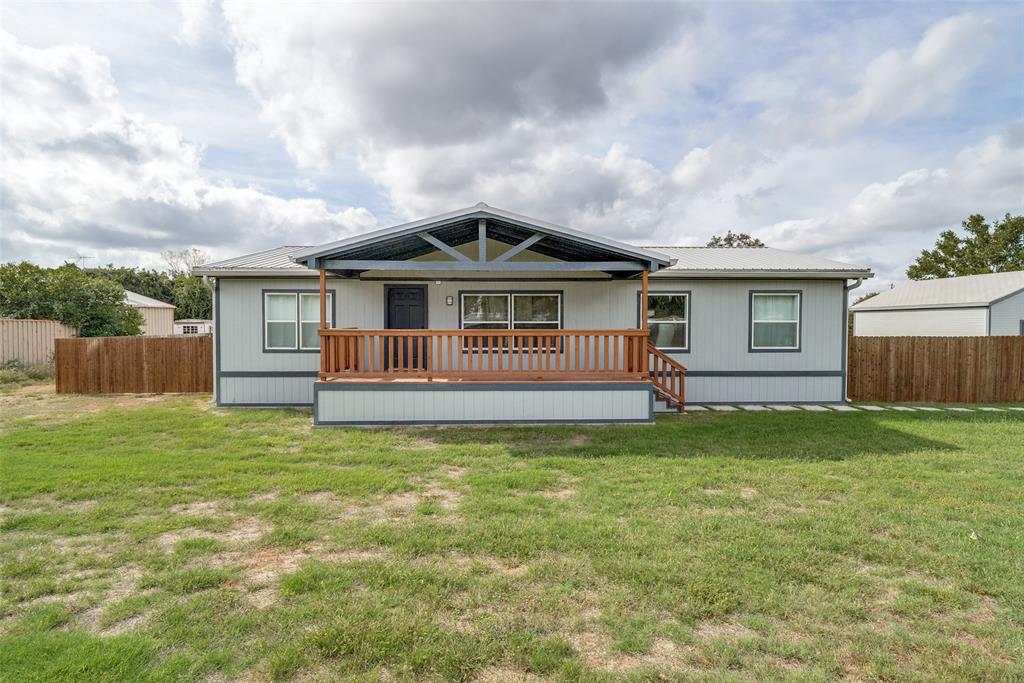 131 Lipan Trail Property Photo 1