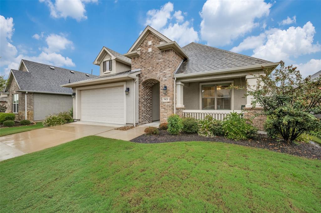 9621 Creekwood Drive Property Photo 1