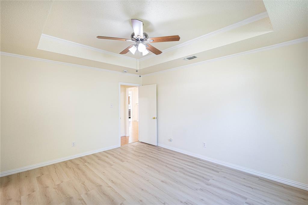 1304 W Mitchell Street Property Photo 11