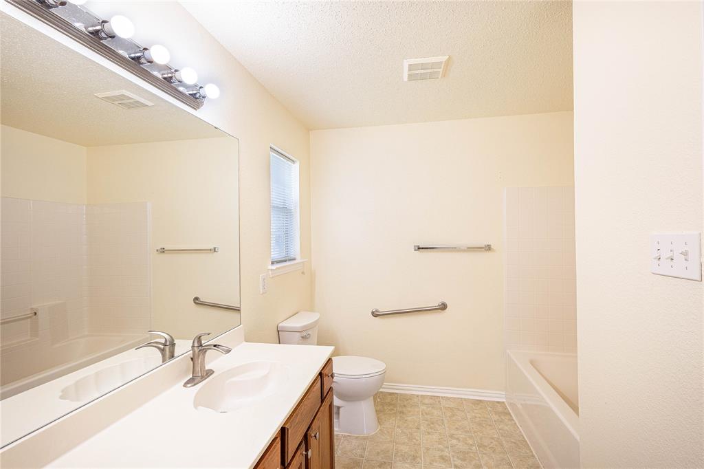 1304 W Mitchell Street Property Photo 13