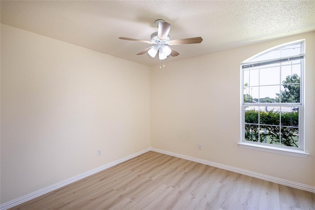 1304 W Mitchell Street Property Photo 16
