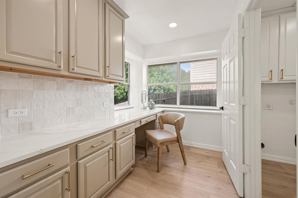 5212 Stone Brooke Crossing Property Photo 9