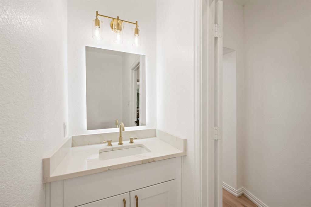 5212 Stone Brooke Crossing Property Photo 10