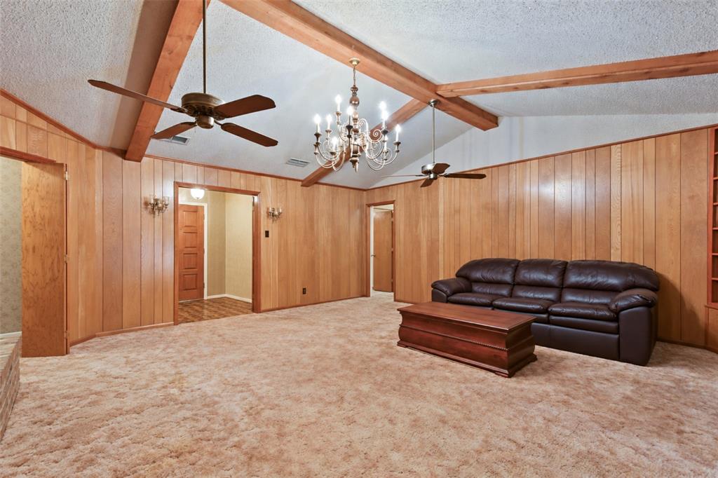 311 Wheeler Creek Court Property Photo 9