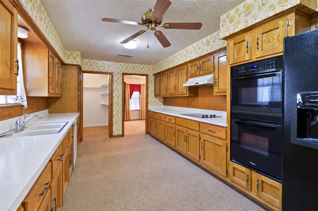 311 Wheeler Creek Court Property Photo 11