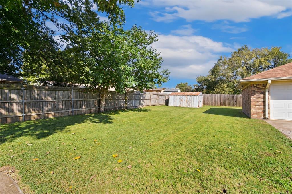 311 Wheeler Creek Court Property Photo 27