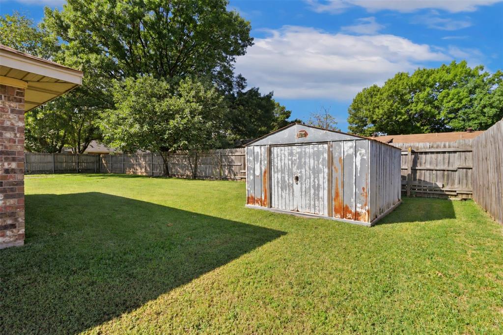 311 Wheeler Creek Court Property Photo 28