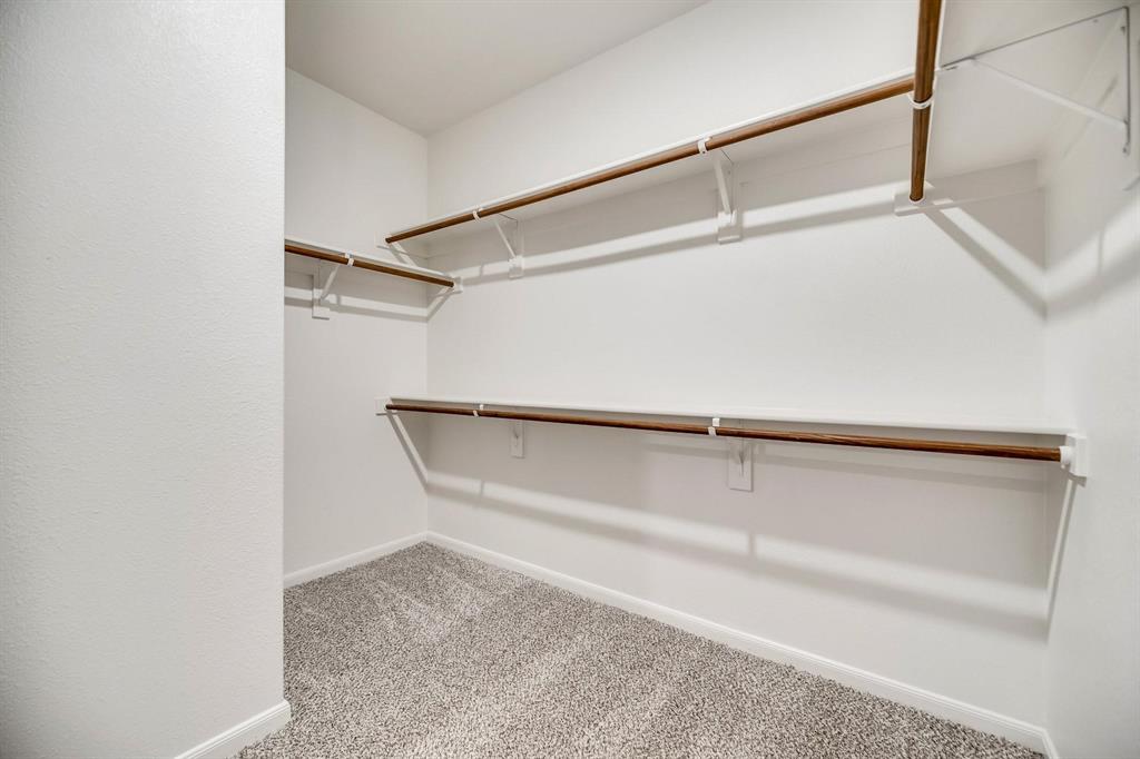 412 Harbor Oaks Drive Property Photo 15