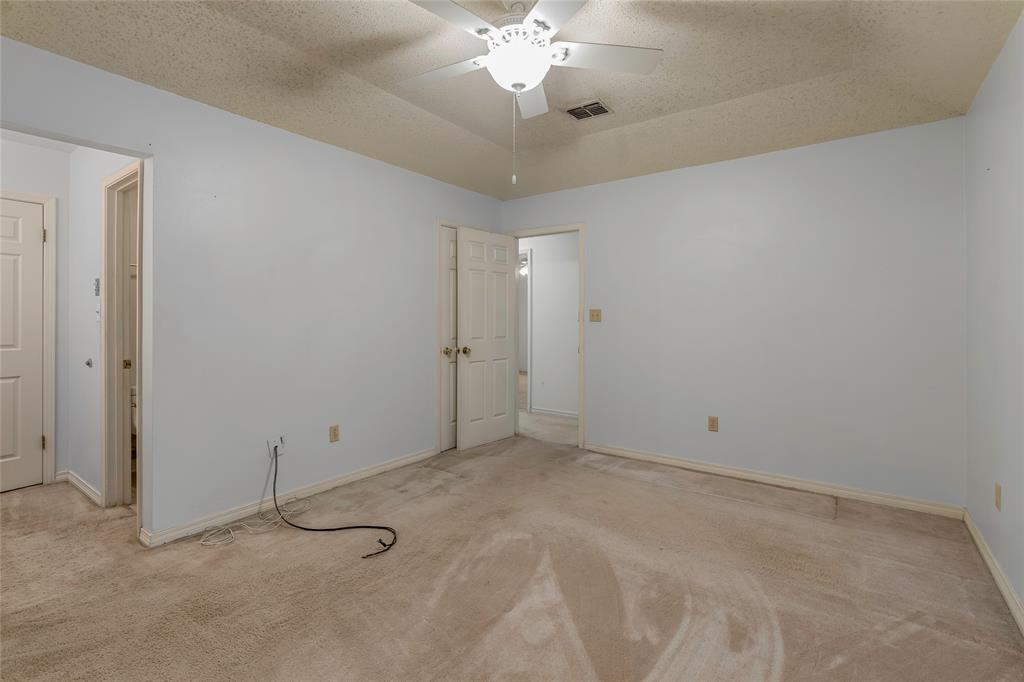 3135 Le Oaks Drive Property Photo 18