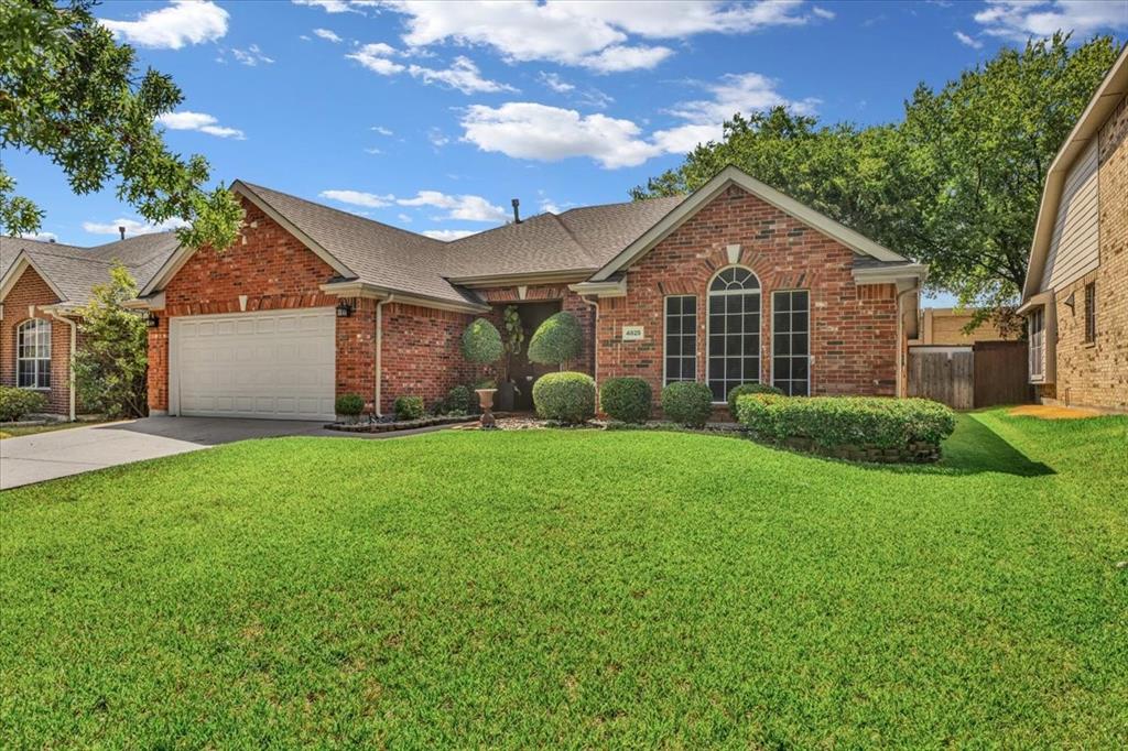 4825 Gloucester Drive Property Photo 4