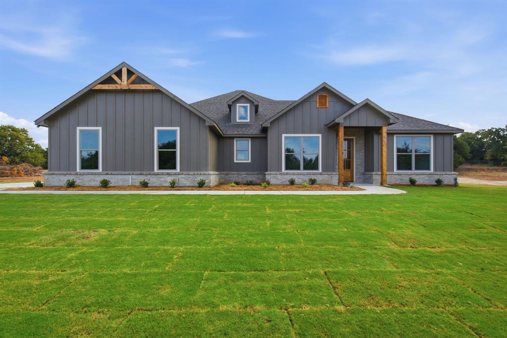 125 Graystone Drive Property Photo 1