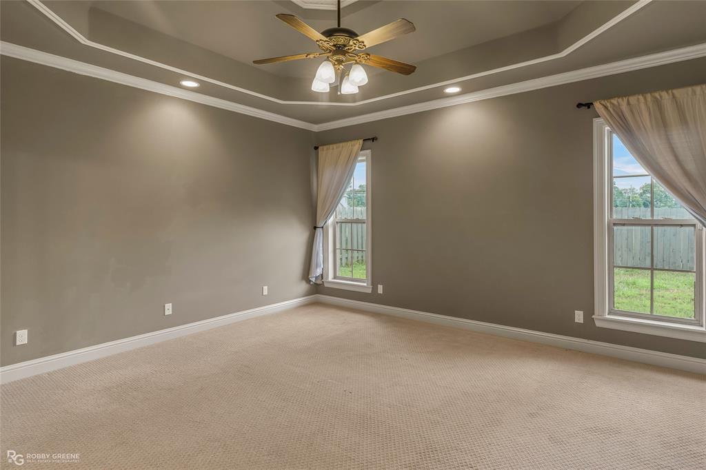 606 Glenshire Drive Property Photo 15
