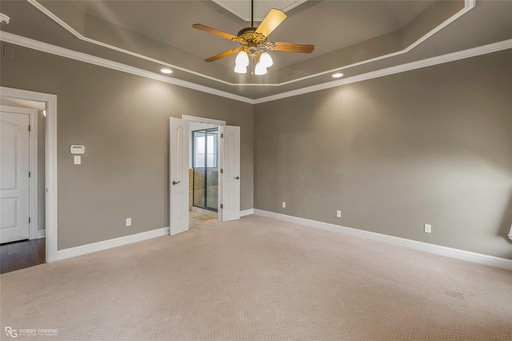 606 Glenshire Drive Property Photo 16