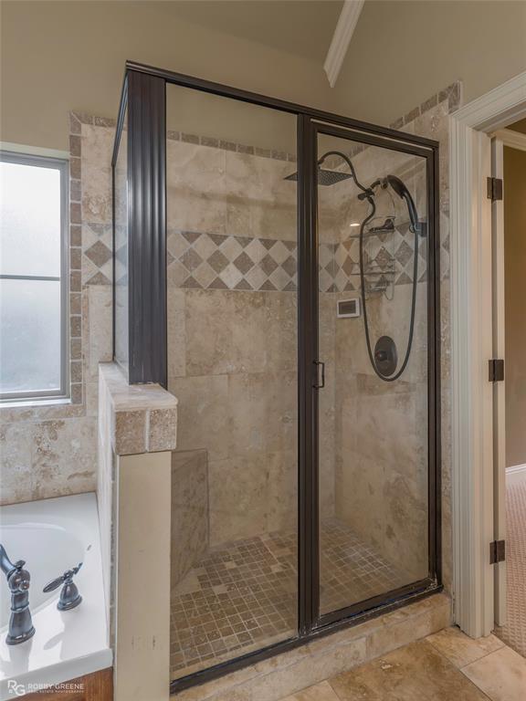 606 Glenshire Drive Property Photo 19