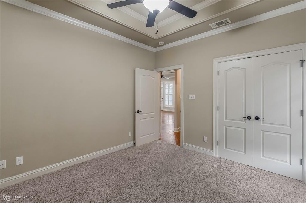 606 Glenshire Drive Property Photo 21