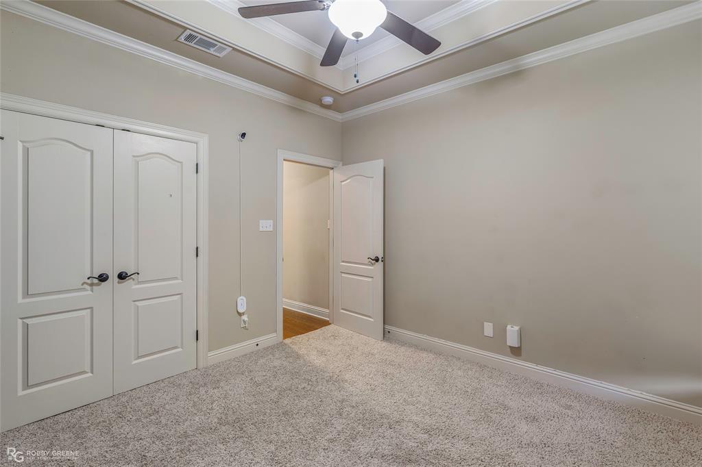 606 Glenshire Drive Property Photo 23