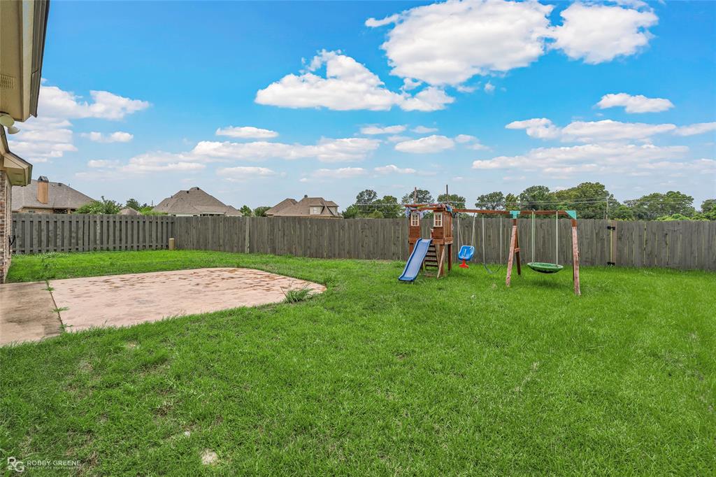 606 Glenshire Drive Property Photo 31