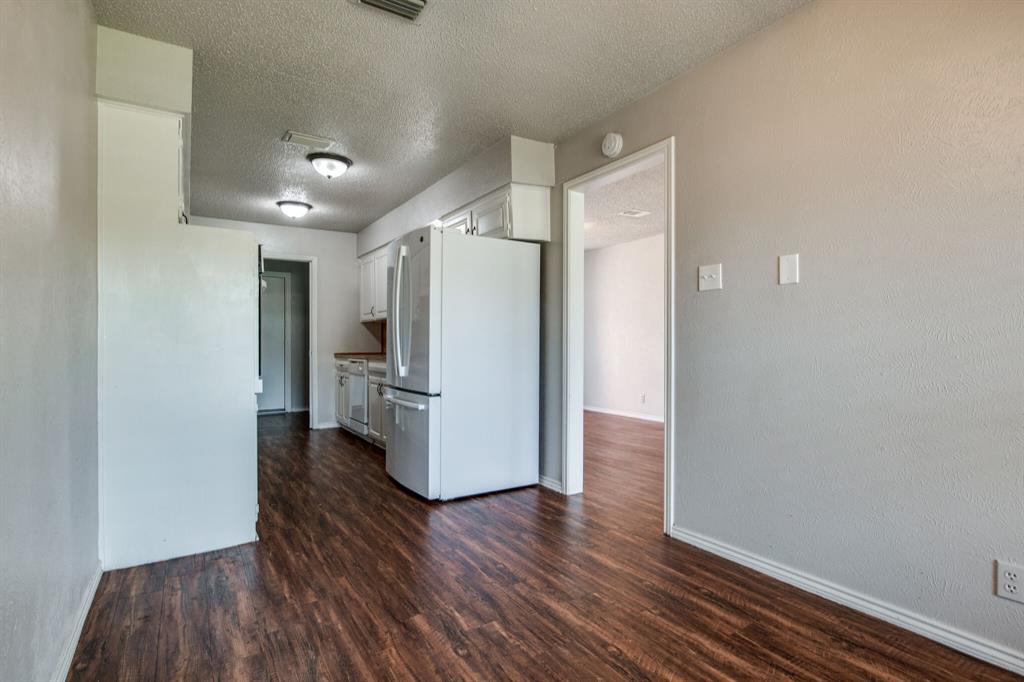 1726-1728 Stonegate Drive Property Photo 9