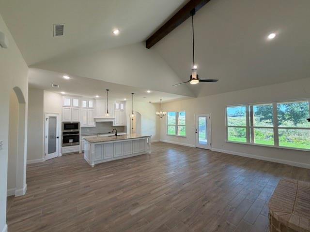 1043 Deer Island Court Property Photo 7