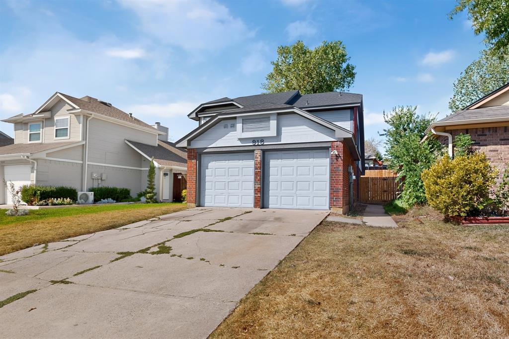 918 Sylvan Creek Drive Property Photo 4