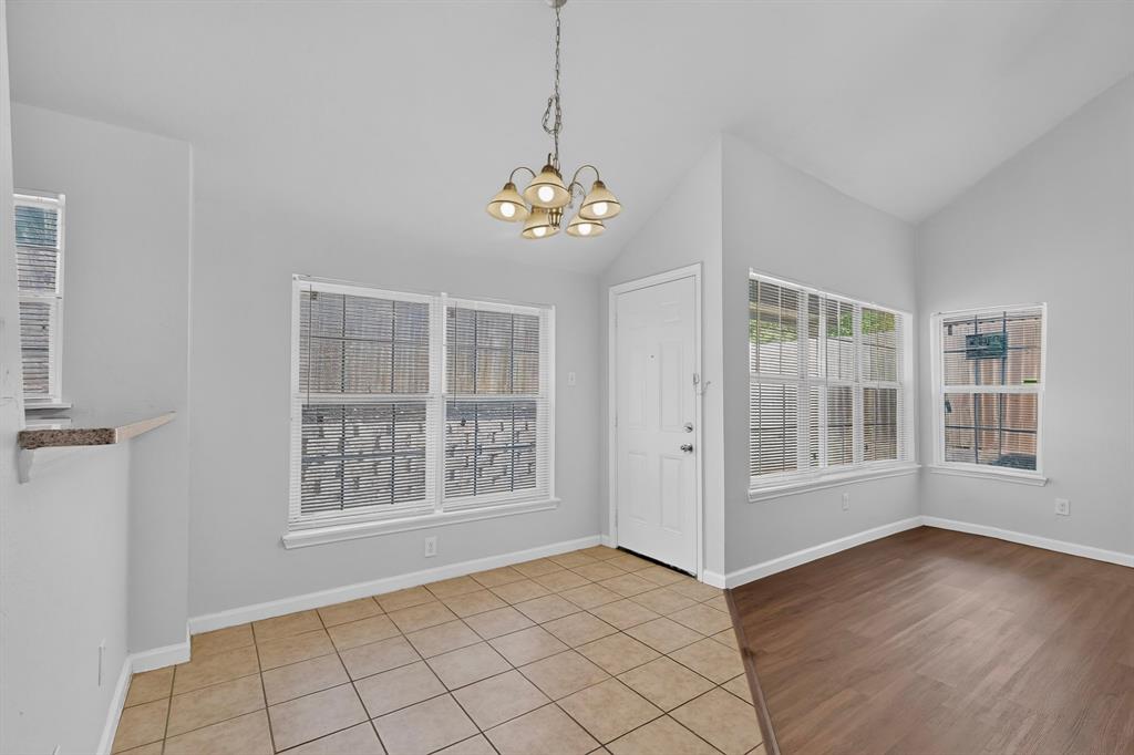 918 Sylvan Creek Drive Property Photo 11