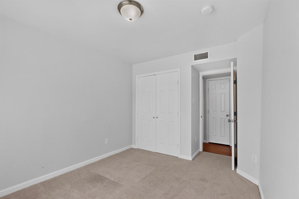 918 Sylvan Creek Drive Property Photo 26