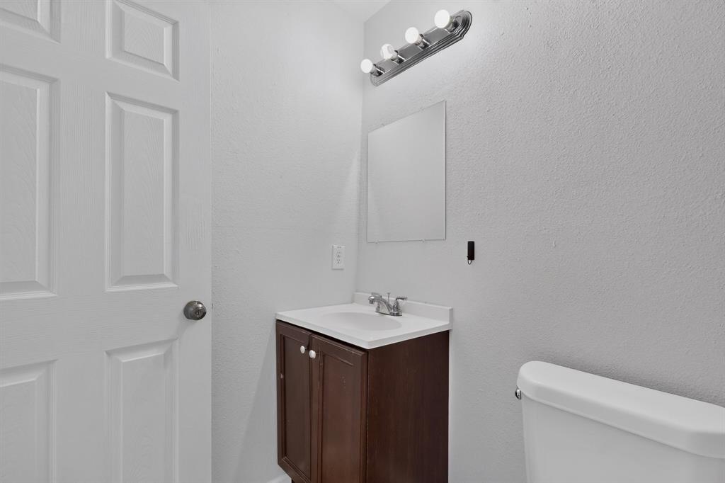 918 Sylvan Creek Drive Property Photo 28