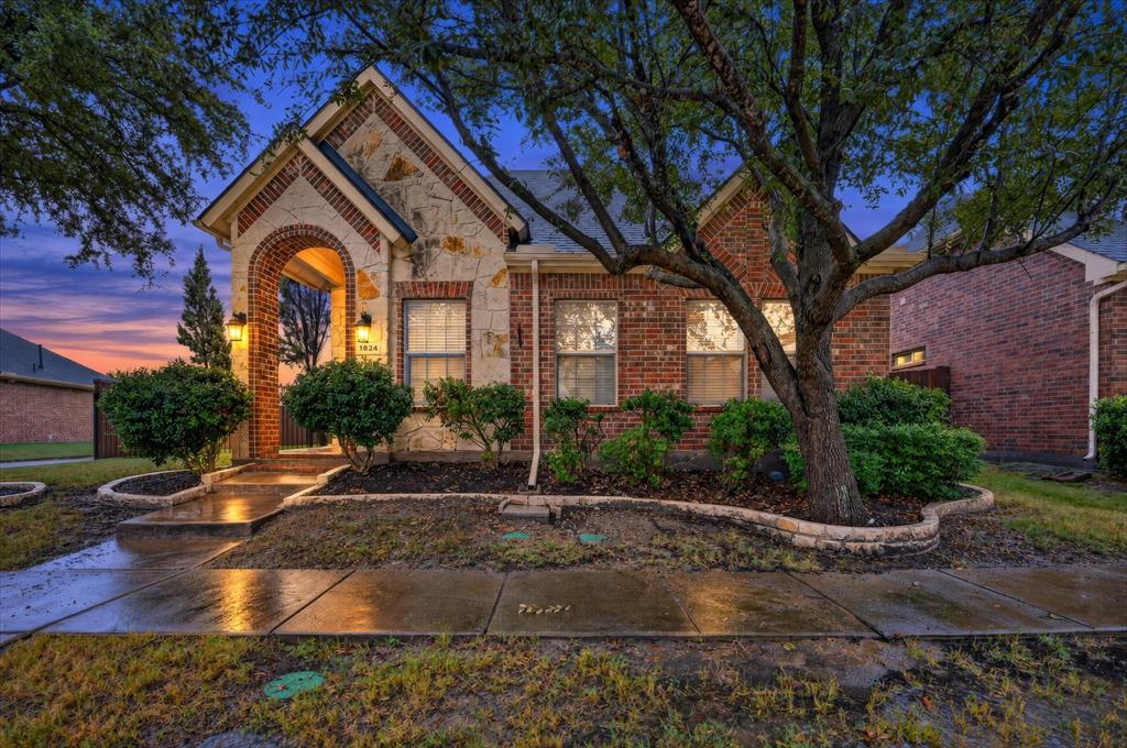 1824 Harlequin Place Property Photo 1