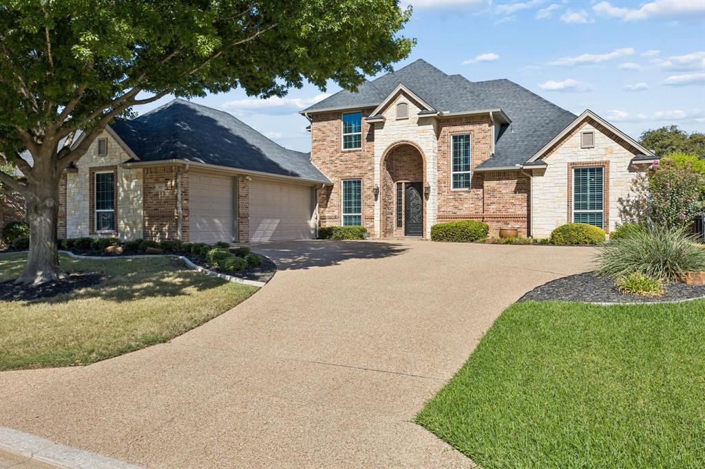 837 Thomas Crossing Drive Property Photo 1
