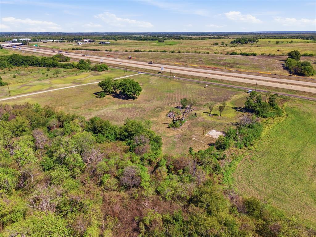 1105 I-45 Property Photo 22