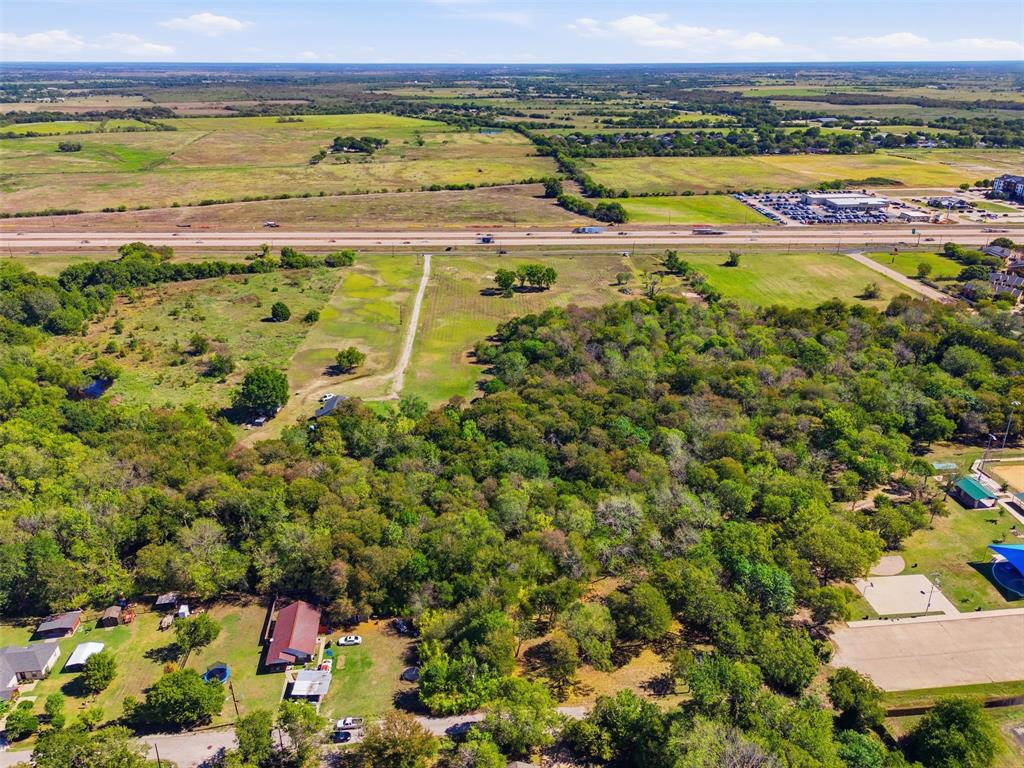 1105 N Interstate 45 Property Photo 13