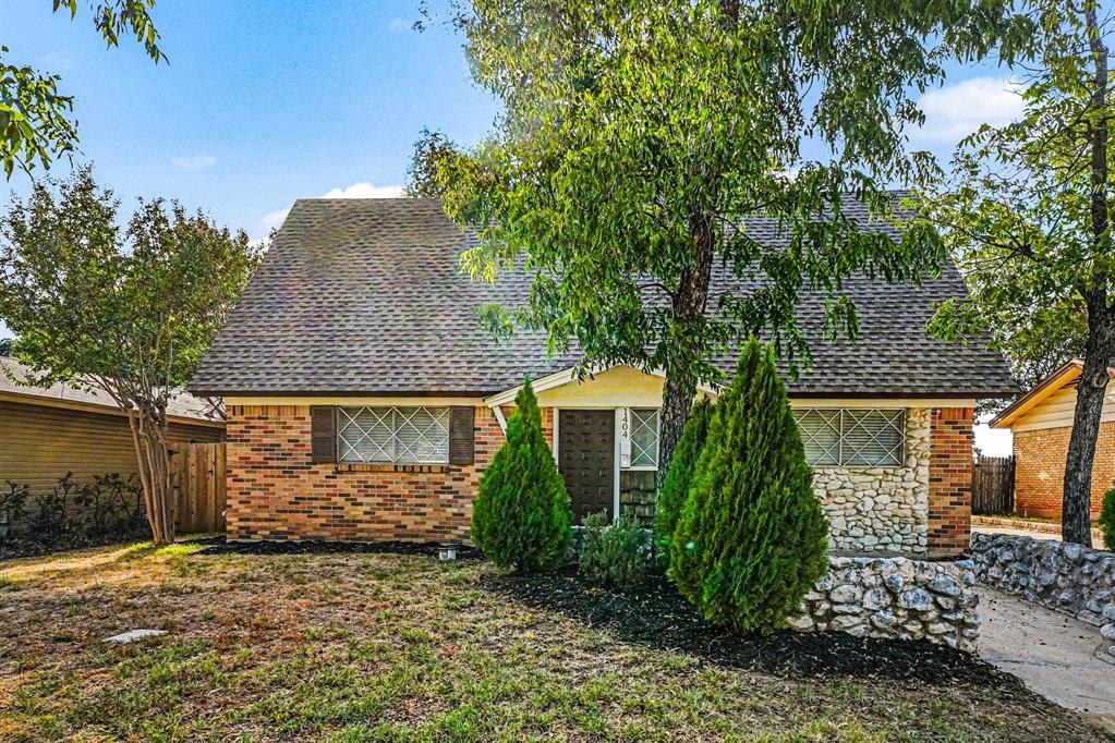 1404 Tatum Drive Property Photo 1