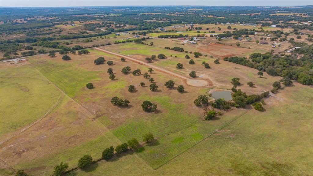 Tbd Stylish Oak Court Lot 16 Property Photo 13