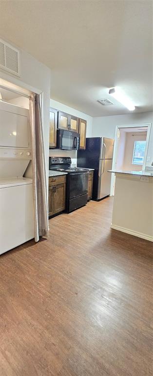 9837 Walnut Street 101 Property Photo 2