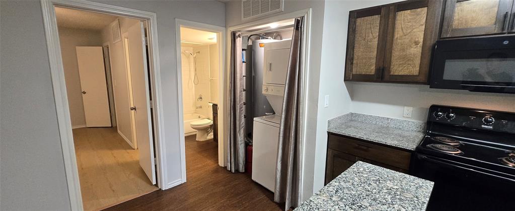 9837 Walnut Street 101 Property Photo 5
