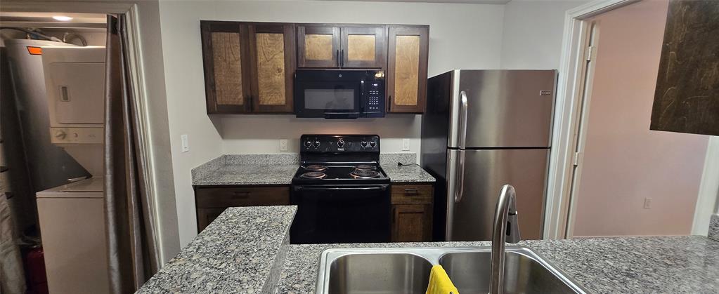 9837 Walnut Street 101 Property Photo 7