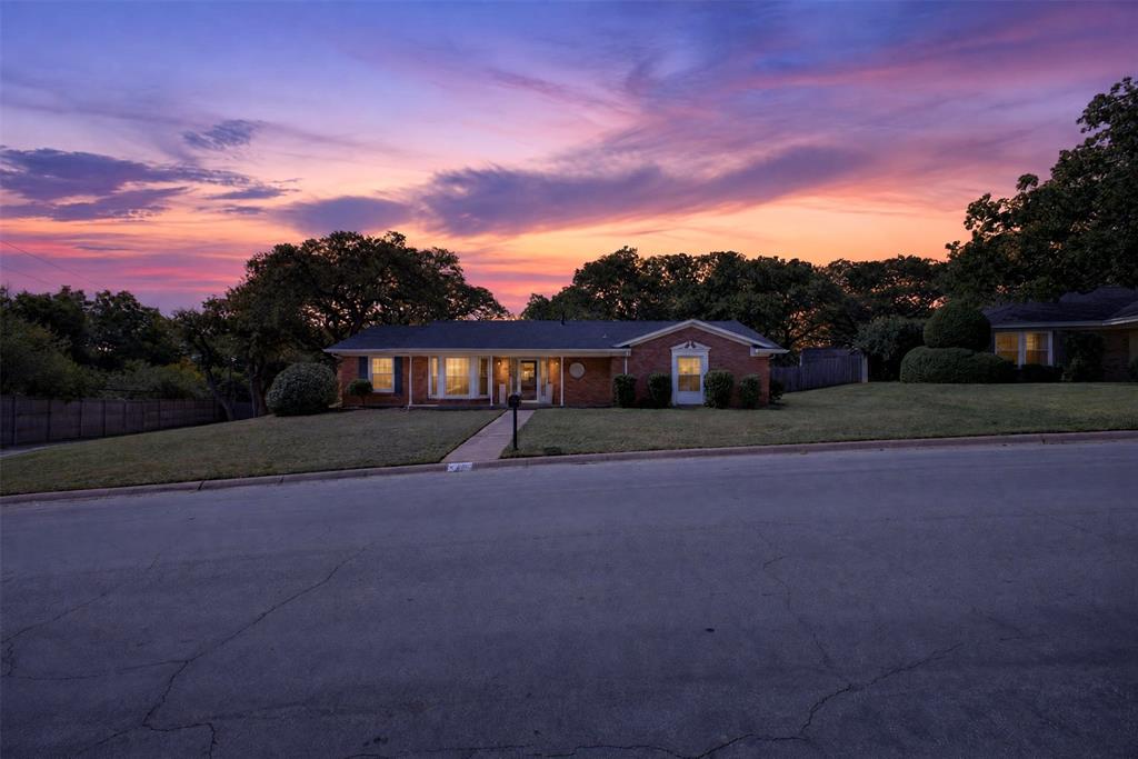 6109 Price Drive Property Photo 1