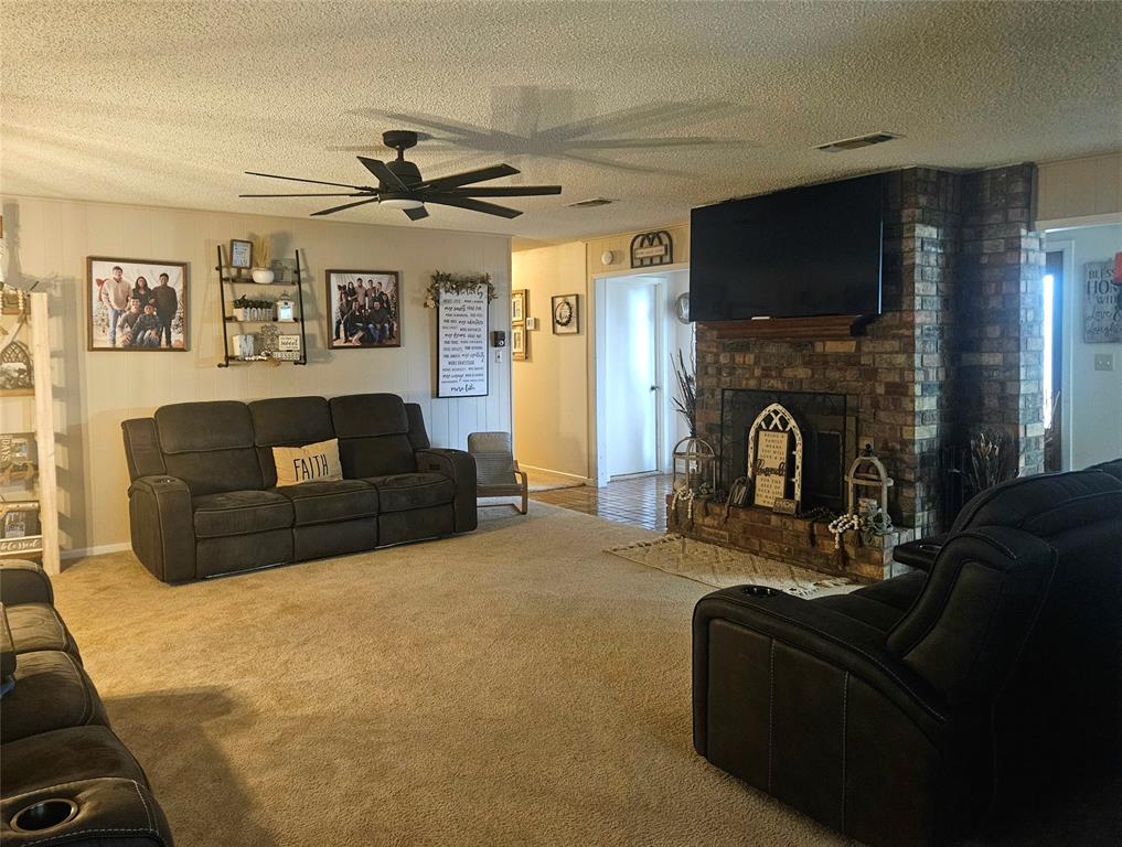 1 Dixie Court Property Photo 3