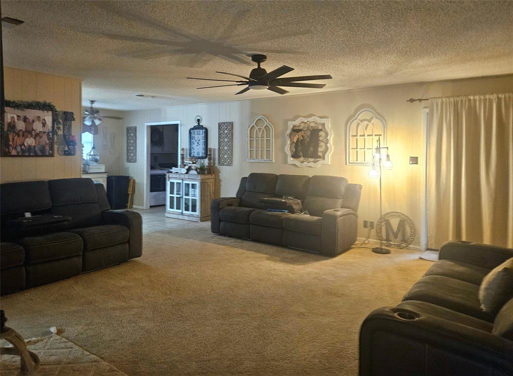 1 Dixie Court Property Photo 5