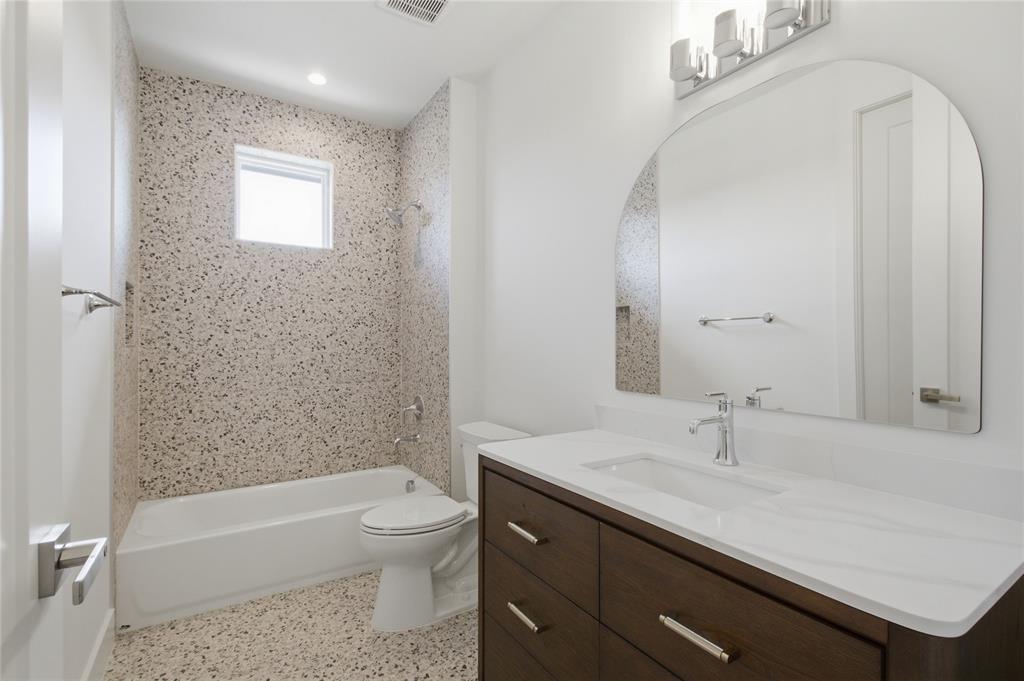 6834 Deloache Avenue Property Photo 33