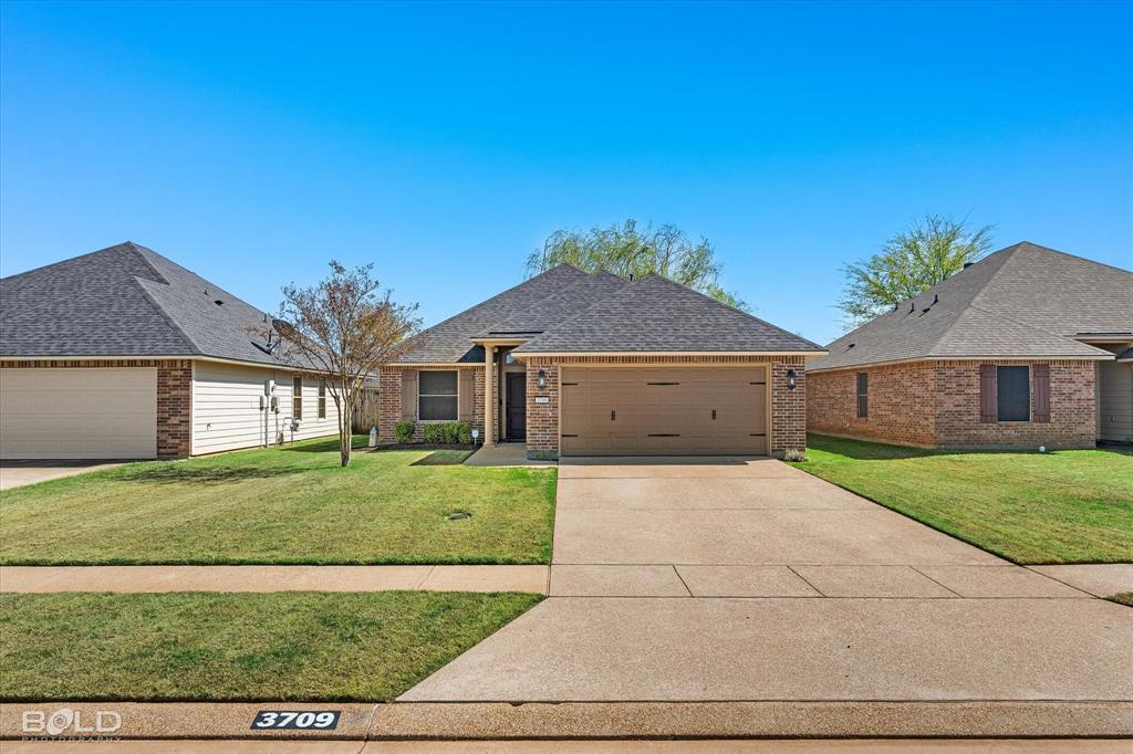 3709 Sabine Pass Drive Property Photo 3